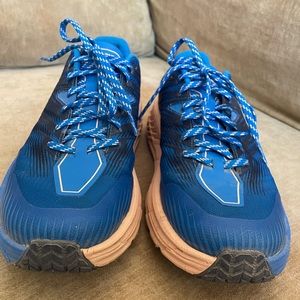 Hoka Speedgoat 4 trail running shoes used 4 times